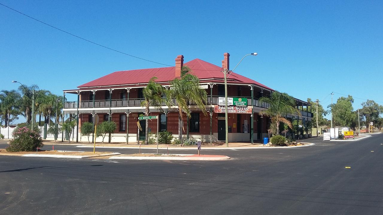Mount Holland WA Accommodation Mermaid Beach