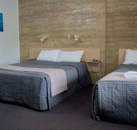 Hopetoun Motel  Chalet Village - Accommodation Mermaid Beach