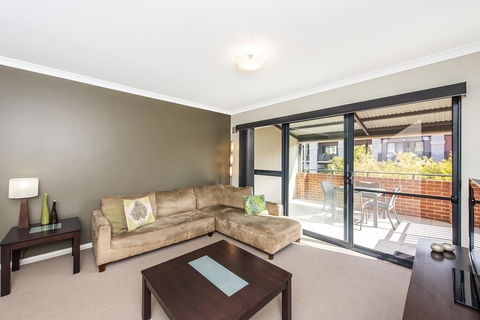 Subiaco Emporium Apartment - Accommodation Mermaid Beach 13