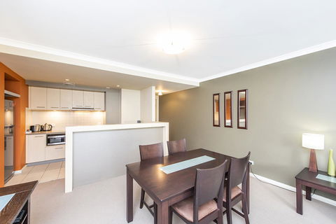 Subiaco Emporium Apartment - Accommodation Mermaid Beach 11