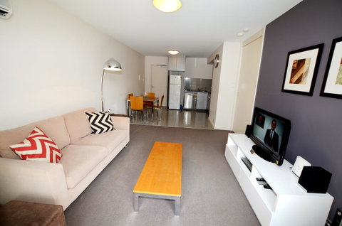 128 On The Terrace - Executive Escapes - Accommodation Mermaid Beach 7