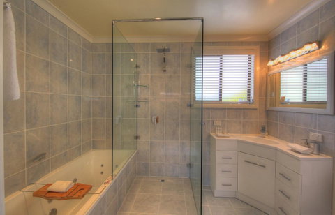 Stanley Village Waterfront Accommodation - Accommodation Mermaid Beach 20