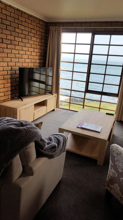 Stanley Village Waterfront Accommodation - Accommodation Mermaid Beach 3