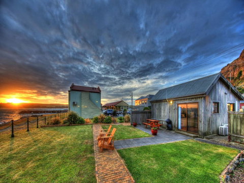 Stanley Village Waterfront Accommodation - Accommodation Mermaid Beach 18