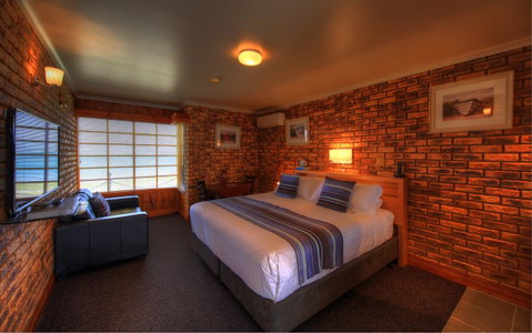 Stanley Village Waterfront Accommodation - Accommodation Mermaid Beach 25