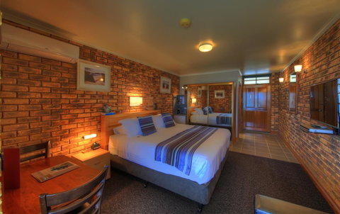 Stanley Village Waterfront Accommodation - Accommodation Mermaid Beach 27