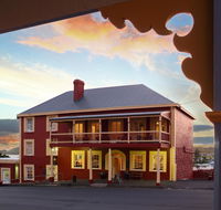 Stanley Hotel  Apartments - Accommodation Mermaid Beach