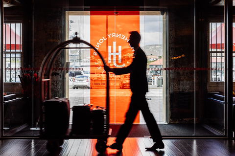 The Henry Jones Art Hotel - Accommodation Mermaid Beach 12