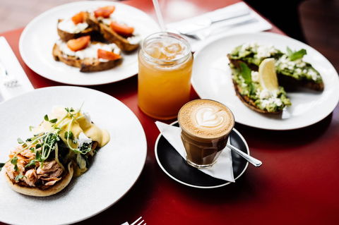 The Henry Jones Art Hotel - Accommodation Mermaid Beach 24