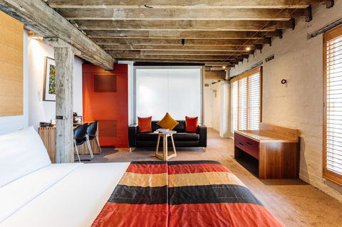 The Henry Jones Art Hotel - Accommodation Mermaid Beach 15