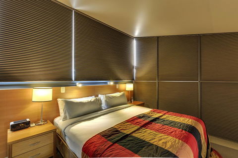 The Henry Jones Art Hotel - Accommodation Mermaid Beach 29