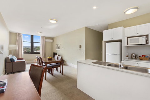 Launceston Central Apartment Hotel Official - Accommodation Mermaid Beach 18