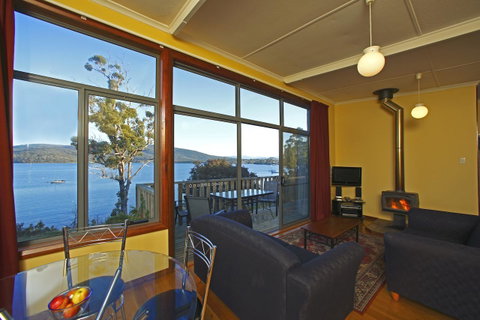Driftwood - Accommodation Mermaid Beach 16