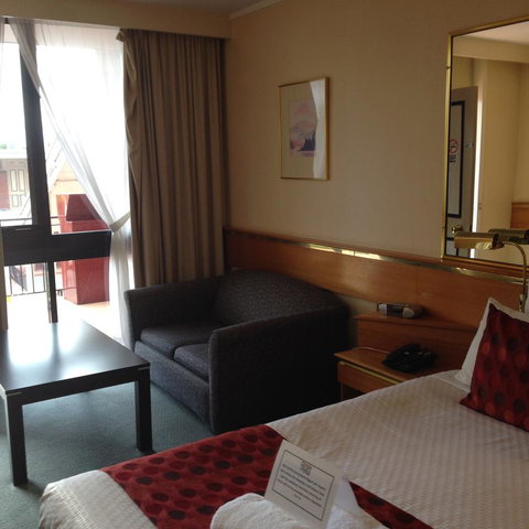 Commodore Regent - Accommodation Mermaid Beach 12