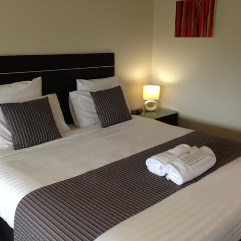 Commodore Regent - Accommodation Mermaid Beach 10