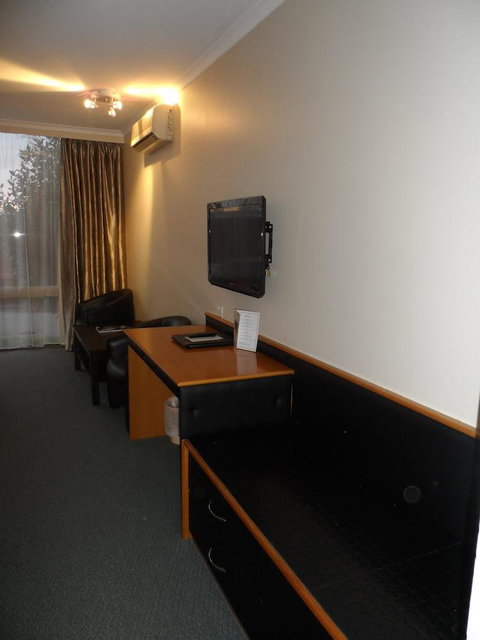 Commodore Regent - Accommodation Mermaid Beach 31