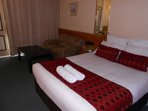 Commodore Regent - Accommodation Mermaid Beach 32