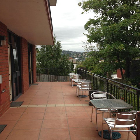 Commodore Regent - Accommodation Mermaid Beach 11