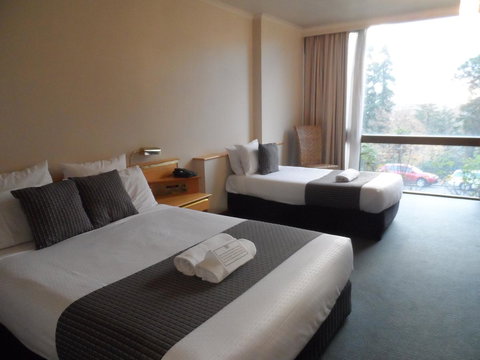 Commodore Regent - Accommodation Mermaid Beach 40