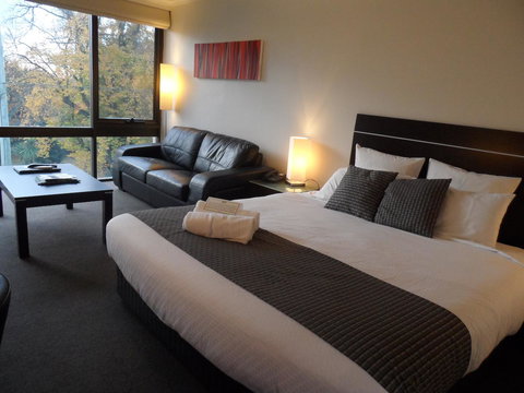 Commodore Regent - Accommodation Mermaid Beach 0