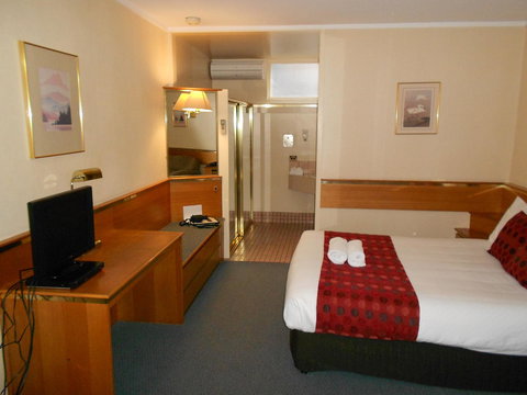 Commodore Regent - Accommodation Mermaid Beach 30