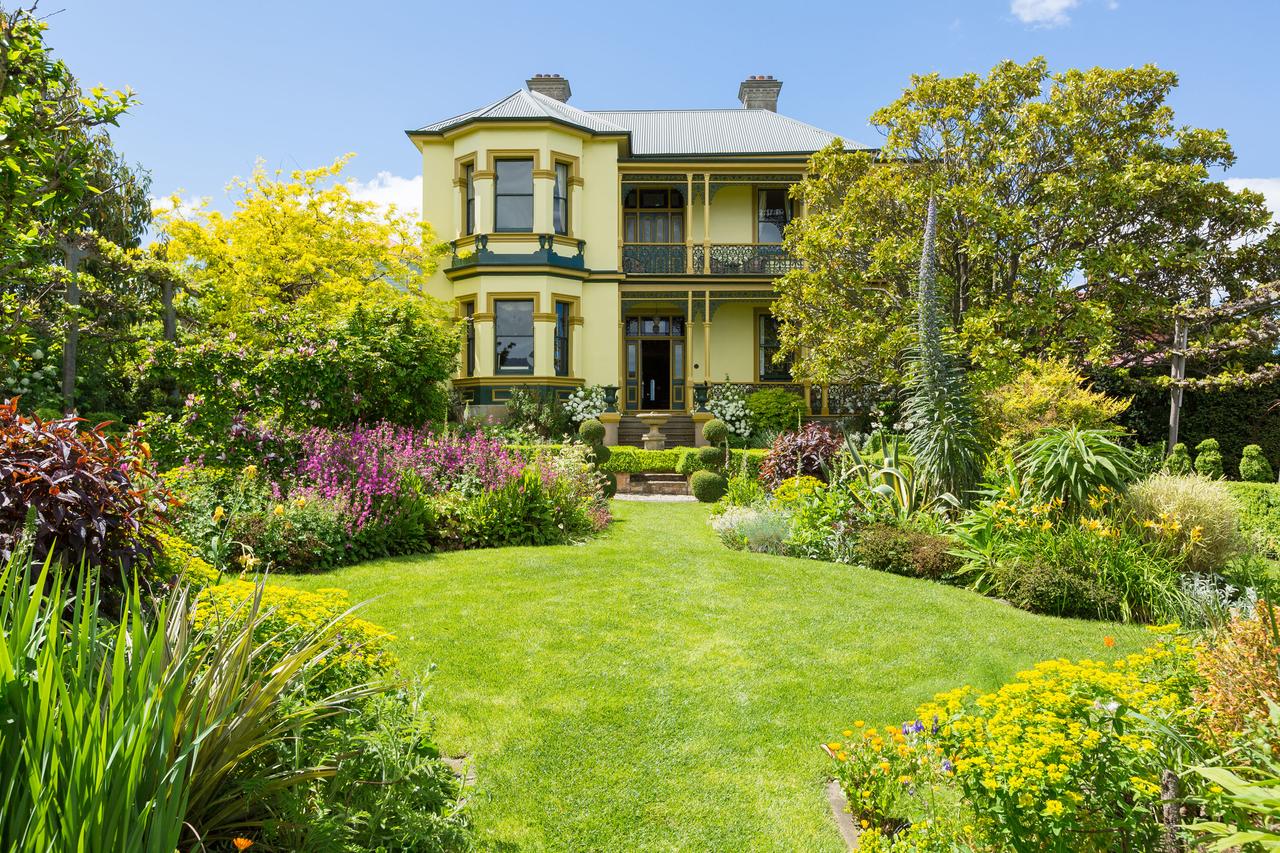 Glebe TAS Accommodation Mermaid Beach