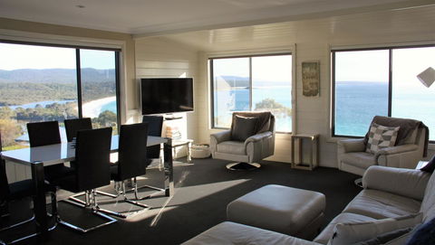 SEA EAGLE COTTAGE Amazing Views Of Bay Of Fires - Accommodation Mermaid Beach 21