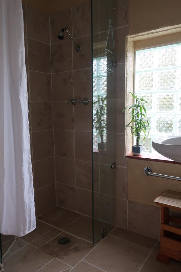 Underwood TAS Accommodation Mermaid Beach