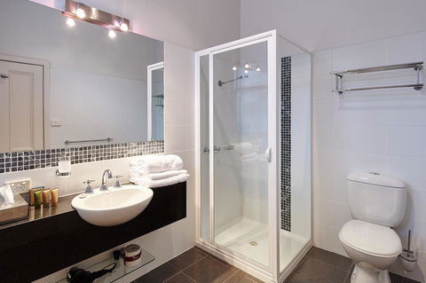 Auldington Hotel - Accommodation Mermaid Beach 7