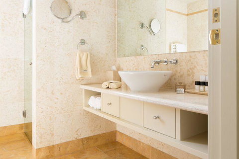 Grande Vue Hotel - Accommodation Mermaid Beach 34