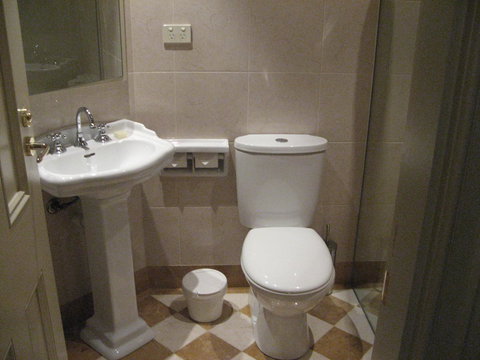 Grande Vue Hotel - Accommodation Mermaid Beach 6