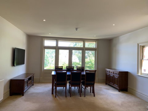 Grande Vue Hotel - Accommodation Mermaid Beach 2