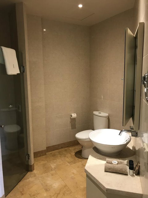 Grande Vue Hotel - Accommodation Mermaid Beach 4