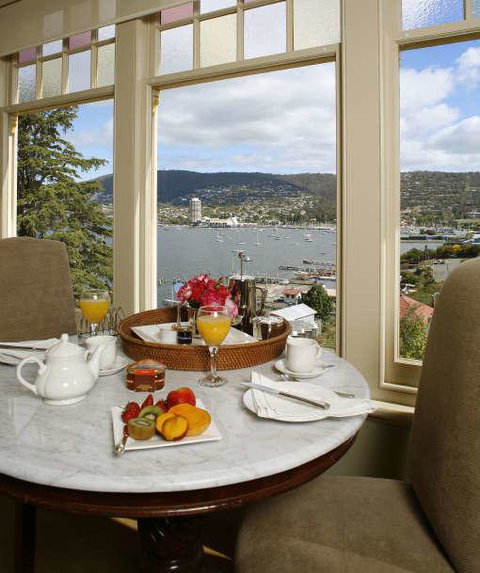 Grande Vue Hotel - Accommodation Mermaid Beach 19