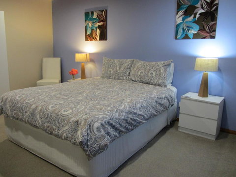 Elm Trees Accommodation @ Ross - Accommodation Mermaid Beach 0