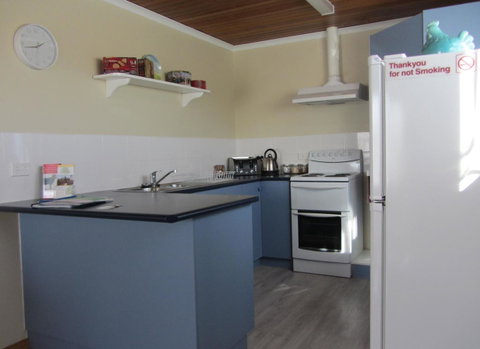 Elm Trees Accommodation @ Ross - Accommodation Mermaid Beach 17