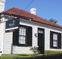 Alice's Cottages - Accommodation Mermaid Beach