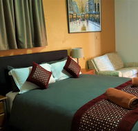 New Olympic Motel - Accommodation Mermaid Beach