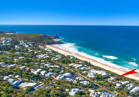 NEW Sunshine Beach Family Escape 3 Bedroom With Free Wifi And Parking - Accommodation Mermaid Beach 2