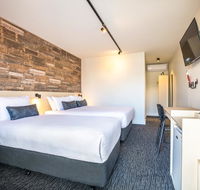 Nightcap at Westside Hotel - Accommodation Mermaid Beach