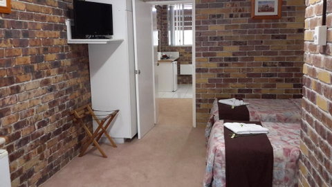 Nimbin Rocks Retreat - Accommodation Mermaid Beach 1