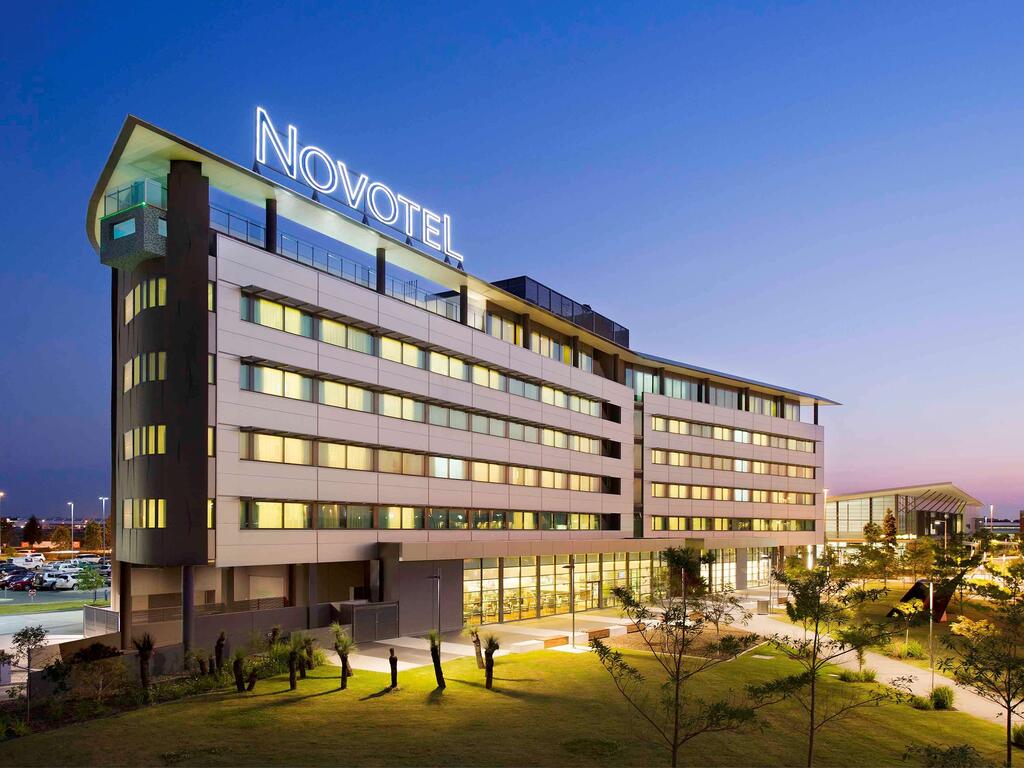 Brisbane Airport QLD Accommodation Mermaid Beach