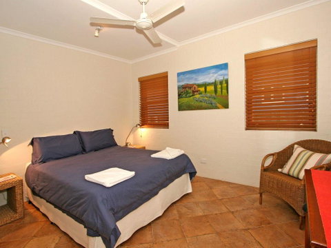 Now And Then 1/42 Clarence Street - Accommodation Mermaid Beach 1