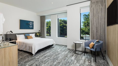 Oaks Cairns Hotel - Accommodation Mermaid Beach 0