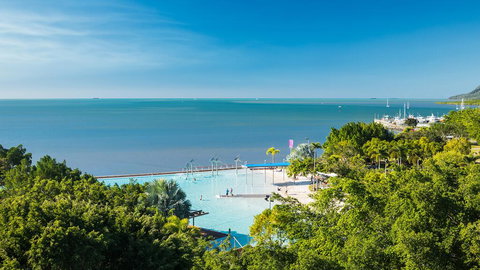 Oaks Cairns Hotel - Accommodation Mermaid Beach 1