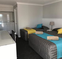 Oasis Motel - Accommodation Mermaid Beach