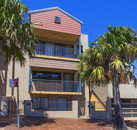 Ocean Blue On Manning - Accommodation Mermaid Beach
