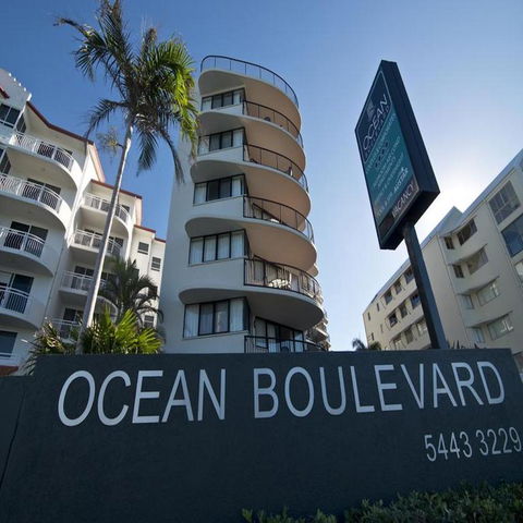 Ocean Boulevard - Top Floor Ocean View By BnB Leasing - Accommodation Mermaid Beach 3