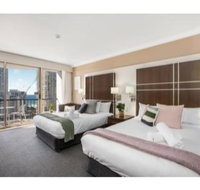 Ocean Vistas And Convenience By The Beach - Accommodation Mermaid Beach