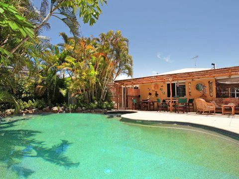 Okinja 71 - Tropical 4 BDRM Home With Pool - Accommodation Mermaid Beach 0
